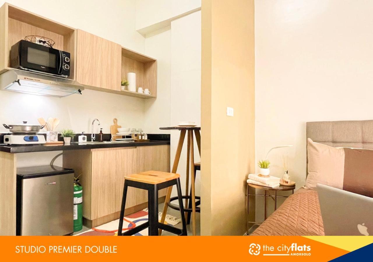 The City Flats Amorsolo Makati City Luaran gambar